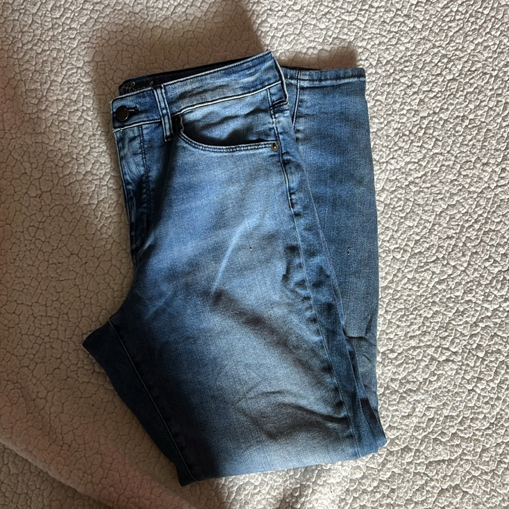 Skinny jeans, never used, great condition